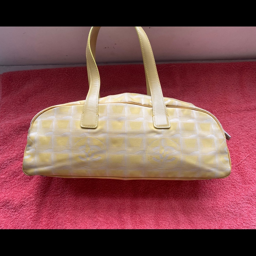 Authentic Chanel Travel Ligne Bowler - Picture 2 of 5